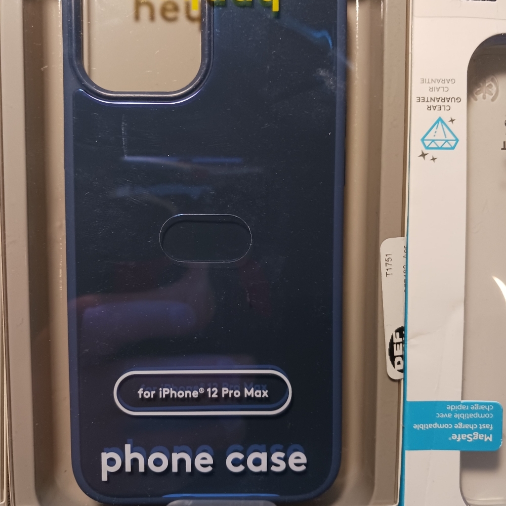 Phone cases - Picture 2 of 5